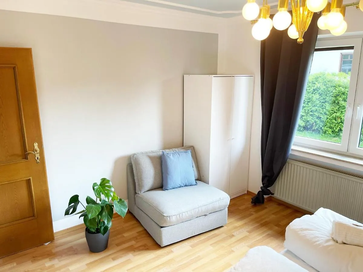 Bavaria Home: Terrasse, Kueche, Netflix Wolnzach Apartment