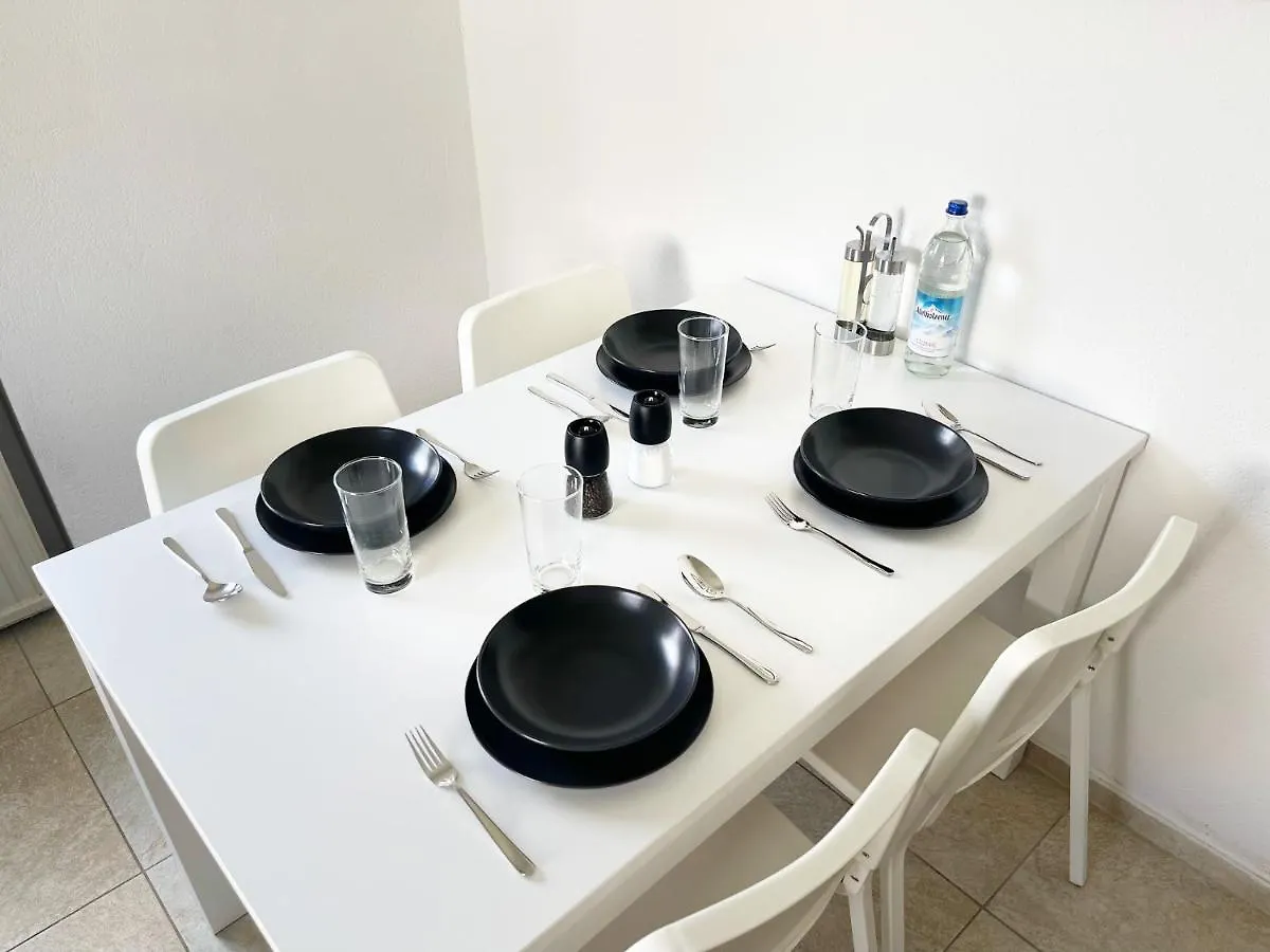 Apartment Bavaria Home: Terrasse, Kueche, Netflix Wolnzach Deutschland